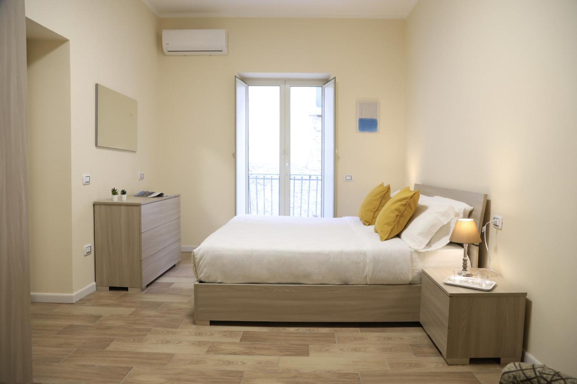 King Ladislao Apartment By Wonderful Italy Naples Extérieur photo